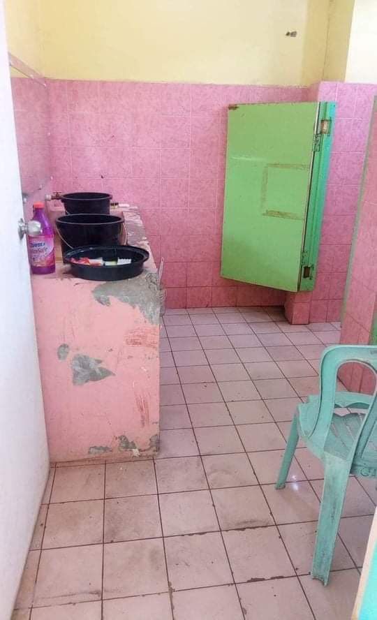Photos of the room inside the quarantine facility at BCNHS in Bacolod City sent by a relative of the isolated patients, one of whom was interviewed by DNX