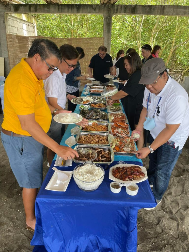 Seafood lunch hosted by EB Magalona Mayor Marvin Malacon at the Tomongtong Mangrove Eco-Trail.