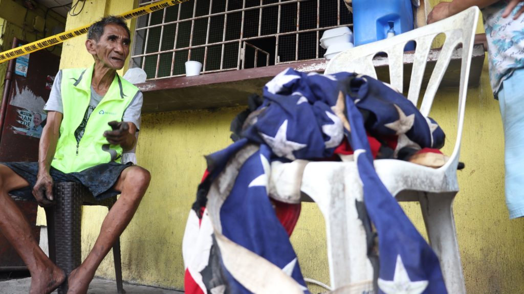dead puppies, lost memories: stories after a blaze in villamonte village 3 Photo by Rodney Jarder Jr.