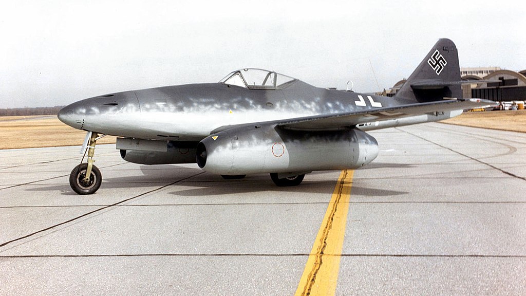 DAYTON, Ohio -- Messerschmitt Me 262A at the National Museum of the United States Air Force. (U.S. Air Force photo) | USAF museum, Public domain, via Wikimedia Commons