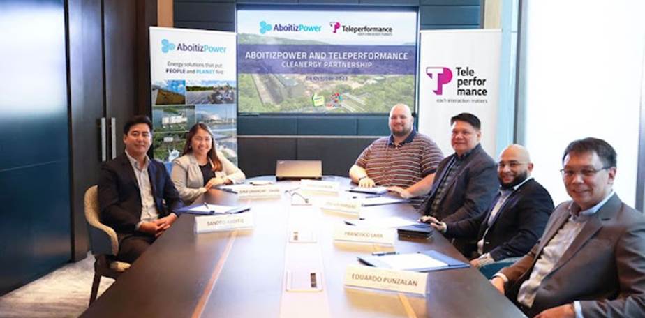 Teleperformance Philippines and AboitizPower partnership. (L-R) From AboitizPower: Sandro Aboitiz, Senior Vice President of Commercial Operations, and Gina Camacho-David, Assistant Vice President of Market Strategy. From Teleperformance: Jeffrey Johnson, Senior Vice President for Human Capital Resource Management, Jose Luis Marquez, Chief Operations Officer, Francisco Lara, Chief Executive Officer, and Eduardo Punzalan, Vice President for Facilities and Administration