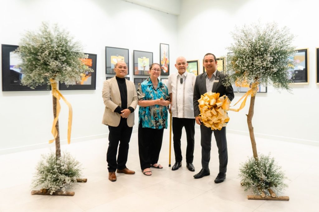 Shapes, Shades & Scapes exhibit ribbon cutting led by Mr. Edbon Sevilleno, the artist, Ms. Ligaya “Gaying” Lizares, Mr. Eduardo “Eddie Boy” Ledesma, guests of honor and Mr. Archie Javellana, Front Office Manager, Park Inn by Radisson Bacolod (L-R).