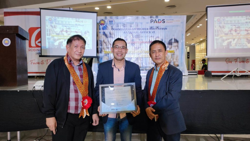 CHMSU NSTP and DRRMO Director Elmer A. Gumban, PhD (center) with Engr. Rex C. Casiple, PhD., CHED RO VI Chief Education Program Specialist (left) and CHED RO VI Regional Director Raul C. Alvarez, Jr. EdD (right).